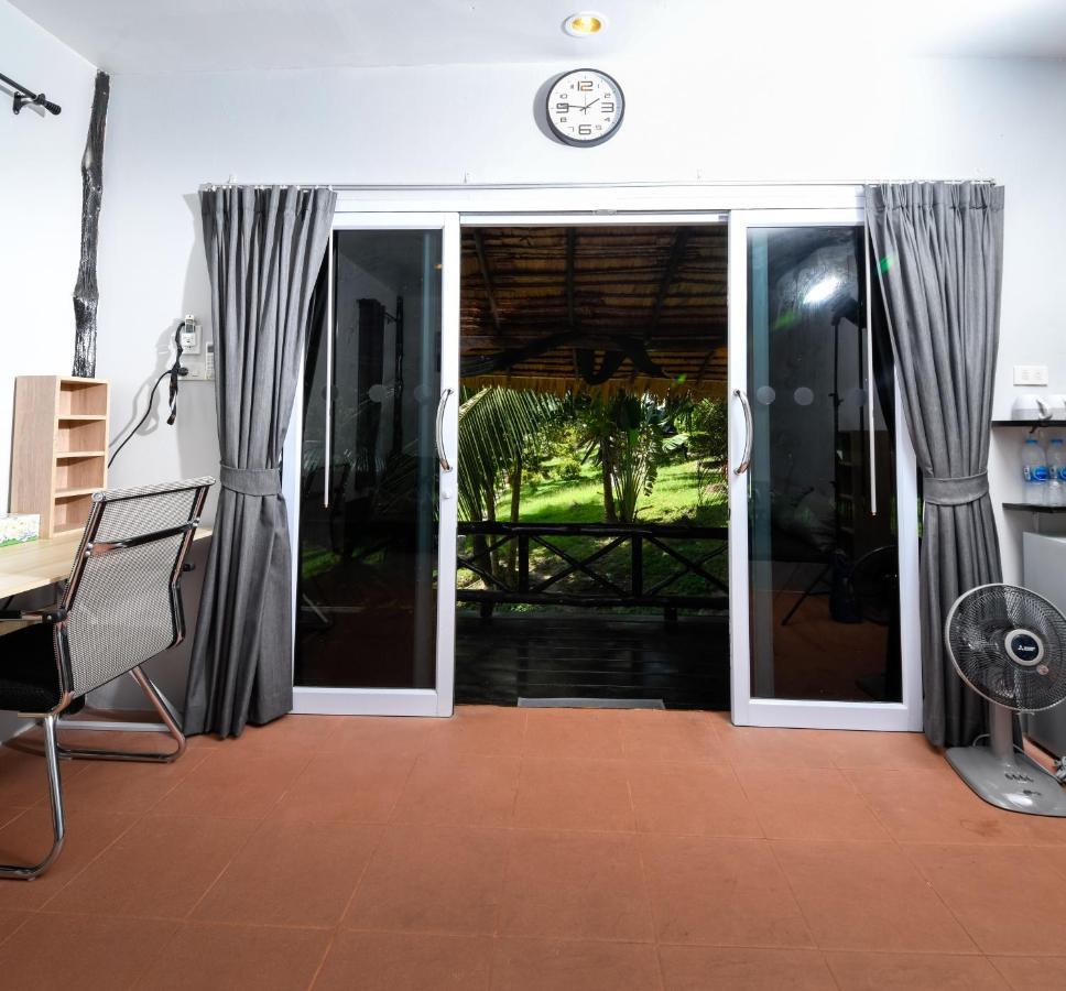 Shiralea Backpackers Resort Хаад Яо Екстериор снимка