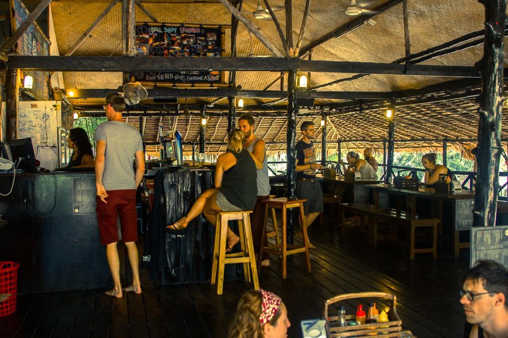 Shiralea Backpackers Resort Хаад Яо Екстериор снимка