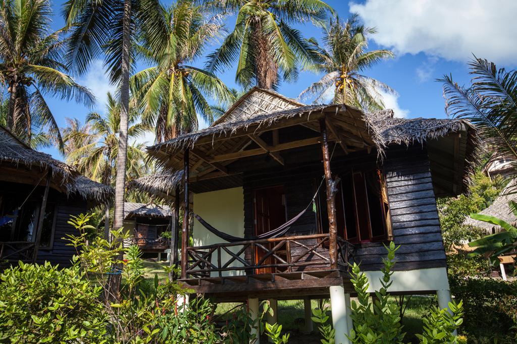 Shiralea Backpackers Resort Хаад Яо Екстериор снимка